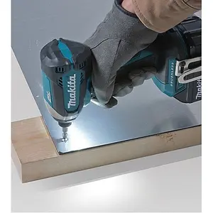 MAKITA DTD153Z 18v Impact driver 1/4" hex drive