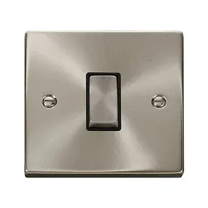 Click Scolmore Deco Plate Switch 1 Gang 10A With Satin Chrome - VPSC425BK