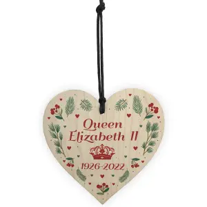 Red Ocean Memorial Sign For Queen Elizabeth II Wooden Heart In Memory Plaque Christmas Bauble