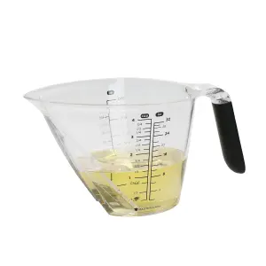 MasterClass Angled Measuring Jug 1L, Clear BPA Free Plastic Jug with Handle