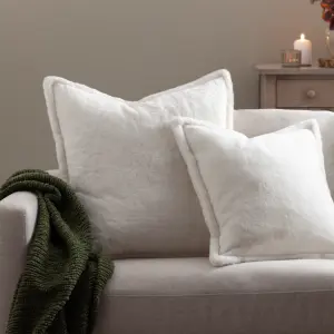 furn. Kallu Faux Fur Feather Rich Cushion