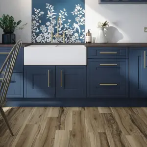 Laura Ashley Dallington Anti-glare matt Wood effect Luxury vinyl click flooring, 2.2m²