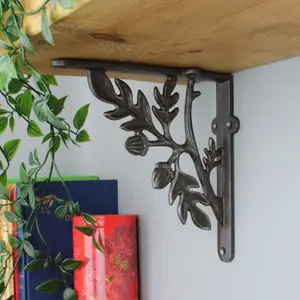 Oakcrafts - Pair of Antique Cast Iron Acorn Design Shelf Brackets - 180mm x 180mm