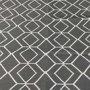 Grey Diamond Lightweight Weatherproof Outdoor Rug 160x230cm