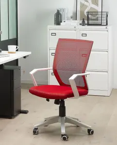 Beliani Minimalist Desk Chair Red RELIEF