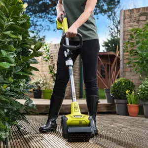 Ryobi ONE+ Battery-powered 2Ah Patio cleaner Cordless