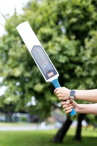 7 Piece Junior Cricket Set - including Wooden cricket Bat, cricket Stumps & Soft Ball in Carry Bag