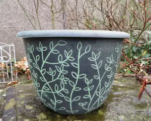 Recycled Plastic Planter Pot - 10" Serenity Black/Green