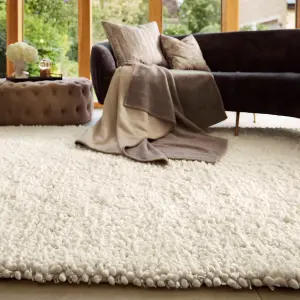 White Luxurious , Plain , Shaggy , Wool Easy to Clean Rug for Living Room, Bedroom - 80cm X 150cm