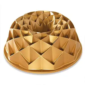 Nordic Ware Jubilee Bundt Pan Gold