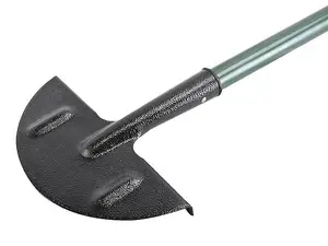 Faithfull Essentials Lawn Edging Iron for Perfect Borders