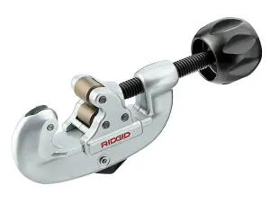 RIDGID Stainless Steel Tubing Cutter - 28mm Capacity for Precision Cutting