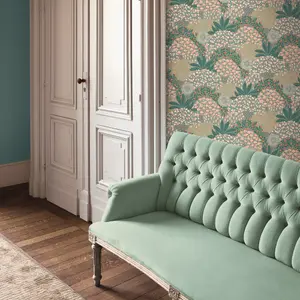 Galerie Fusion Green Forest Bloom Motif Wallpaper