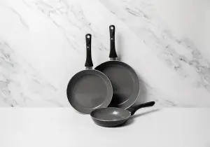 3pc Can-to-Pan Recycled Aluminium & Ceramic Frying Pan Set with 3x Non-Stick Frying Pans Sized 20cm, 24cm and 28cm