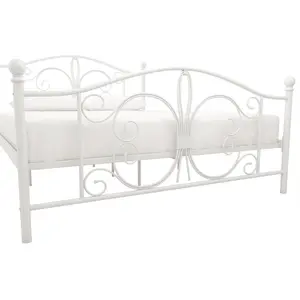 Kourtney Platform Bed White / Kingsize (5')