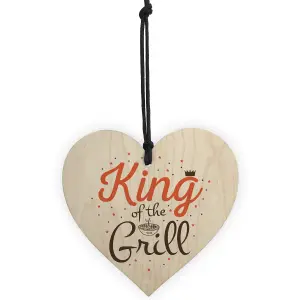 Red Ocean King Of The Grill Cooking Kitchen Garden BBQ Barbecue Dad Gift Funny Novelty Wooden Heart Plaque Sign