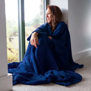 Navy Snug Rug Deluxe Blanket With Sleeves Luxury Cosy Super Soft Coral Fleece Fabric Long Oversized Pouch Pocket Adults