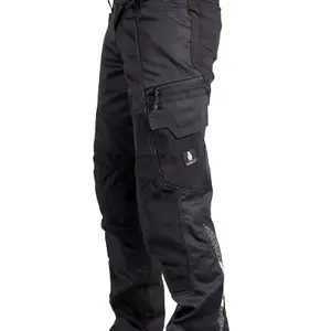 Mascot Accelerate Trousers with Kneepad Pockets - Black   (32.5) (Leg Length - Regular)