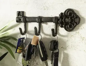 Rustic Wall Mounted Key Holder for Wall Vintage Key Rack with 3 Hooks