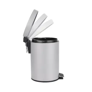 Silver 3L Bathroom Pedal Bin Freestanding