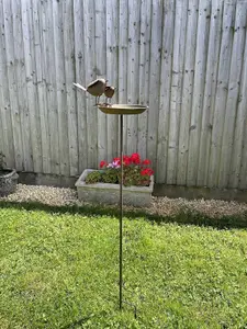 Duo Robin Bird Bath On Tall Spike Metal Outdoor Garden Ornament British Bird Feeder