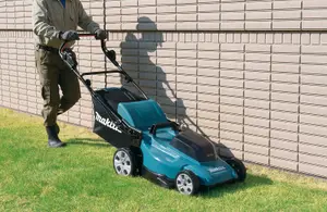 MAKITA DLM480CT2 Twin 18v Rotary mower