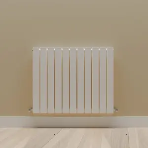 Horizontal White Single Flat Panel Radiator (H) 600 mm x (W) 748 mm, 2418 BTU.