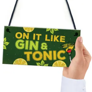 Red Ocean Handmade Hanging Plaque Gift For Gin Lovers Funny Gin And Tonic Home Bar Sign Keepsake Friendship Gift