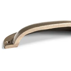 Hammer & Tongs - Curved Cabinet Cup Handle - W130mm x H50mm