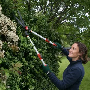 Telescopic Hedge Shears by Wilkinson Sword