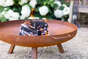 Primrose Corten Steel Fire Bowl With Round Legs 80cm Round