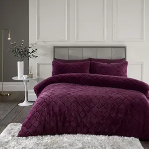 Catherine Lansfield Bedding Cosy Diamond Faux Fur Duvet Cover Set with Pillowcases Plum