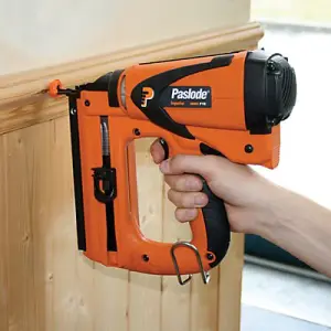 Paslode 6V Cordless Gas nail gun IM65 F16