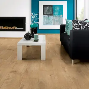 Sherwood Oak 8mm Laminate Flooring