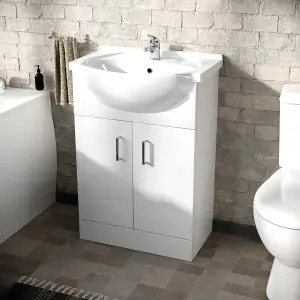 Nes Home Bath Suite 1700mm Bathtub, 550mm White Basin Vanity & Close Coupled Toilet