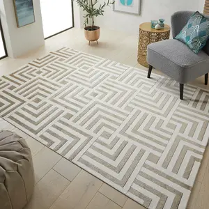 Gold Easy to clean Chequered , Geometric Modern Rug for Living Room, Bedroom - 160cm X 230cm