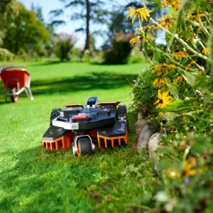 WORX WR206E Brushless Cordless Landroid Vision M600 Robotic Mower