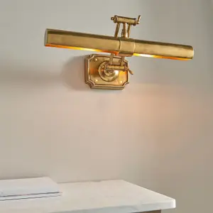 Luminosa Winchester 2 Light Picture Wall Light Lamp Brass, LED E14