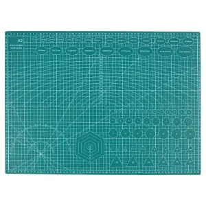 Blackspur - Cutting Mat - A2 (45 x 60cm) - Green