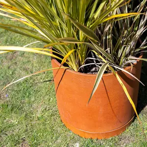 Primrose Matte Rust Limestone Round Planter Pot with Saucer 50cm