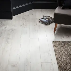 GoodHome Bilston Greige Wood planks Oak effect Laminate Flooring, 2.49m²