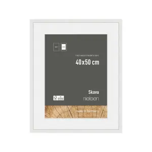 nielsen Skava 40 x 50cm White Wooden Picture Frame With 30x40cm Mount