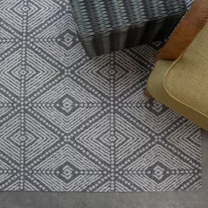 Grey Diamond Geometric Recycled Cotton Rug 120x170cm