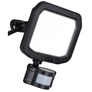 Luceco Black Smart PIR Floodlight