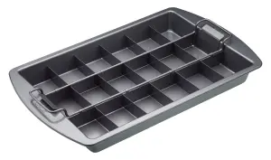 Chicago Metallic Grey Carbon Steel Non-Stick Three Piece Brownie Pan Set