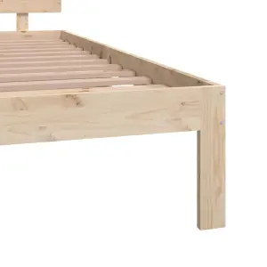 Berkfield Bed Frame Solid Wood 135x190 cm Double