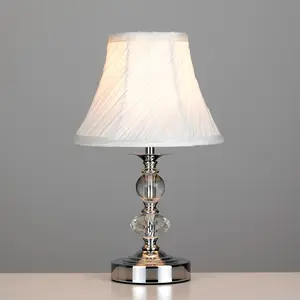 Metal Table Lamp Chrome / No