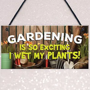 Red Ocean Gardening So Exciting Wet My Plants Sign Wall Garden Garage Gate Door Plaque Garden Signs And Plaques Shed Sign