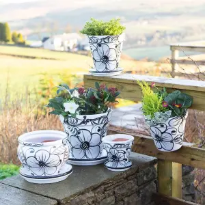 Grey Flowers Hand Painted Set of 2 Outdoor Garden Hanging Plant Pots (D) 22cm