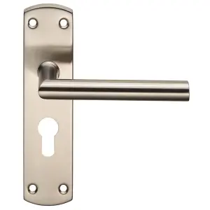 Eurospec Satin Stainless Steel Steelworx Residential Mitred Lever on Euro Lock Backplate (CSLP1162E/SSS)